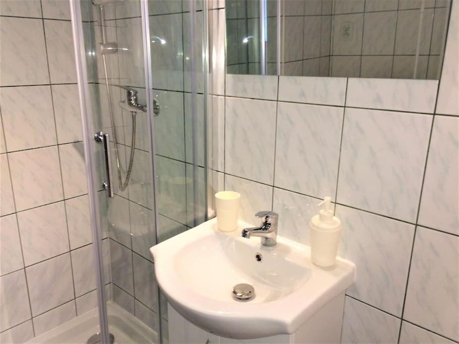 57 Lobzowska Bright Apartment Krakow Bagian luar foto